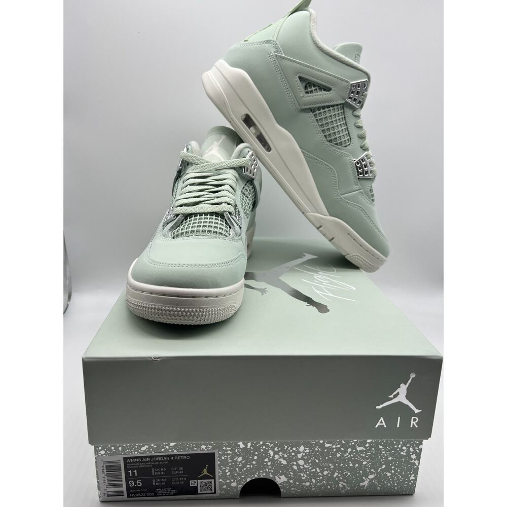 Jordan 4 Retro Seafoam Sail Women's Size 11 HV0823-003 New.
